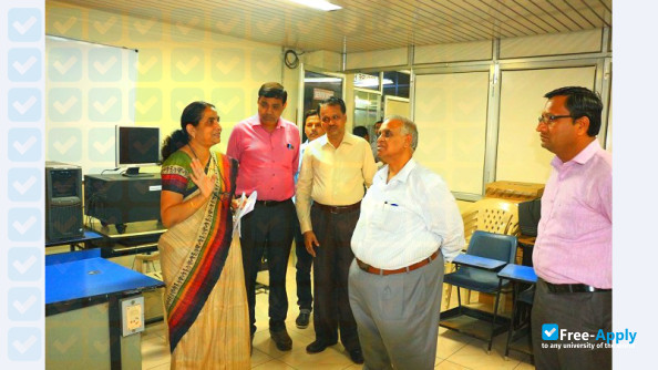 Institute of Management Studies Devi Ahilya University photo #2