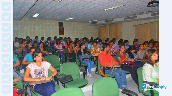 Institute of Management Studies Devi Ahilya University фотография №6