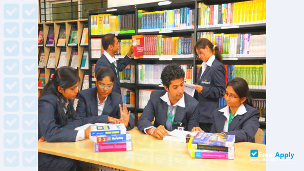 Institute of Management Studies Devi Ahilya University фотография №9