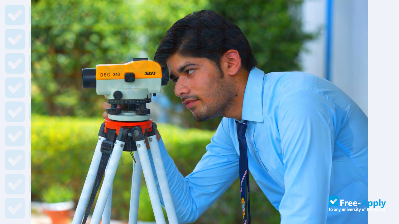 Lucknow Institute of Technology photo #5