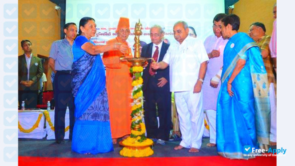 Gujarat University of Transplantation Sciences photo #3