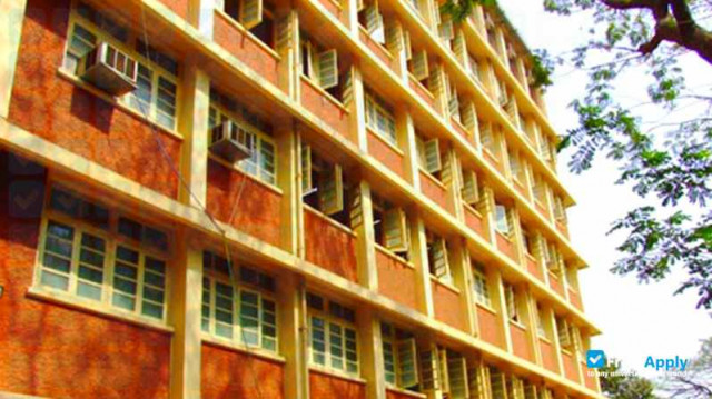 SIES College of Commerce and Economics photo #1