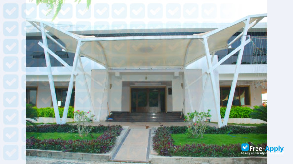 Photo de l’Yogananda Institute of Technology and Science #8