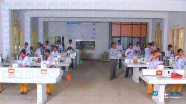 Aditya Pharmacy College photo #4