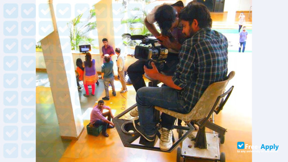Foto de la MIT International School of Broadcasting & Journalism Pune #2
