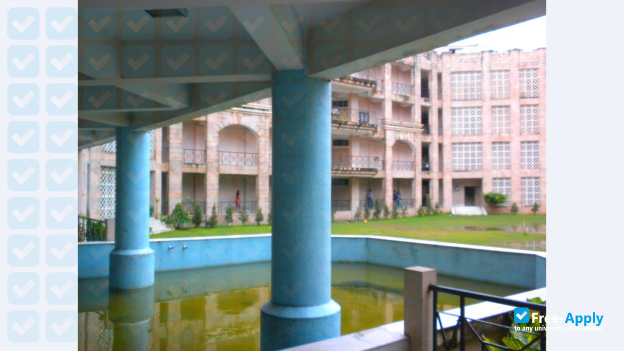 Photo de l’West Bengal National University of Juridical Sciences #5