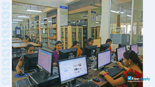 Photo de l’BMS College for Women #5