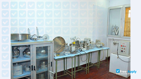 Institute of Pharmacy Pt R S University Raipur photo #6