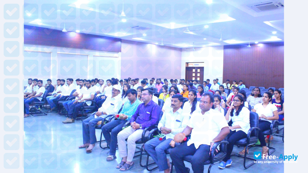 Dr. D. Y. Patil College of Agricultural Business Management photo #11