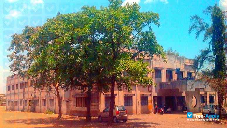 Sir Gurudas College photo