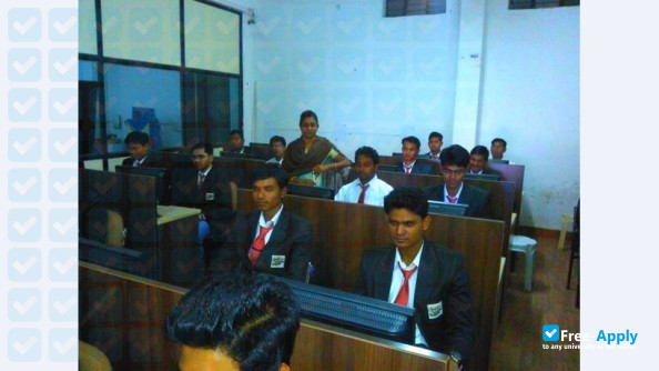 Foto de la Smt. Radhikatai Pandav College of Engineering Nagpur #3
