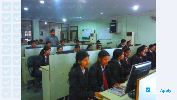 Foto de la Smt. Radhikatai Pandav College of Engineering Nagpur #2