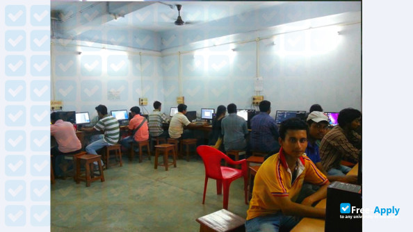 Prabhu Jagatbandhu College photo #8