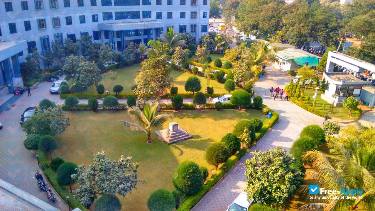VPMP Polytechnic College Gandhinagar фотография №5