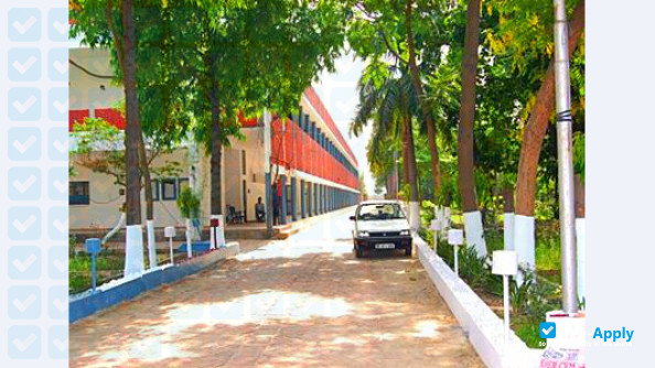 Foto de la Guru Nanak National College Nakodar #3