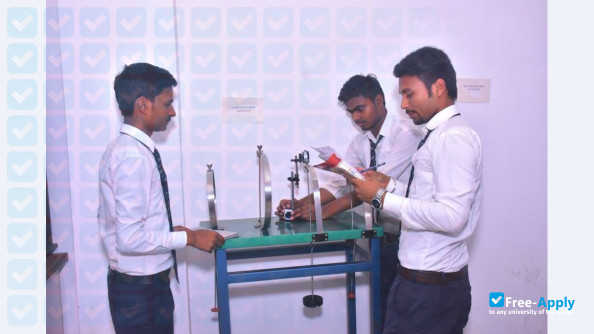 Photo de l’B.N. College of Engineering & Technology #9