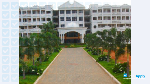Photo de l’Dadi Institute of Engineering & Technology #5