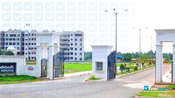 Photo de l’Dadi Institute of Engineering & Technology #3