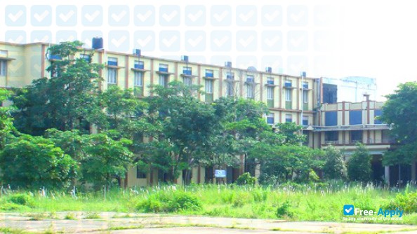 Pithapur Rajah's Government College photo #3