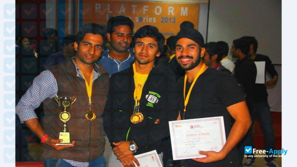 Foto de la Ansal University Delhi #8