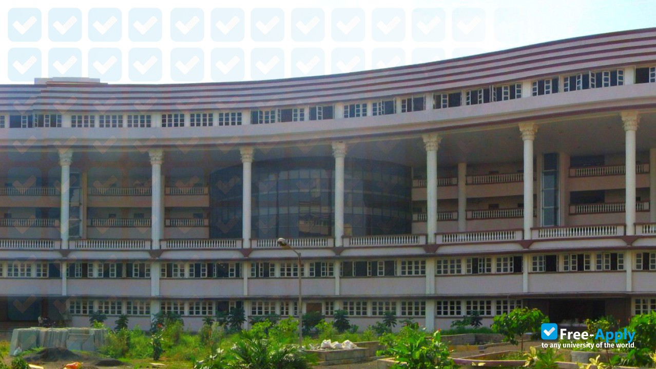Vivekanand Education Society's Institute of Technology photo #7
