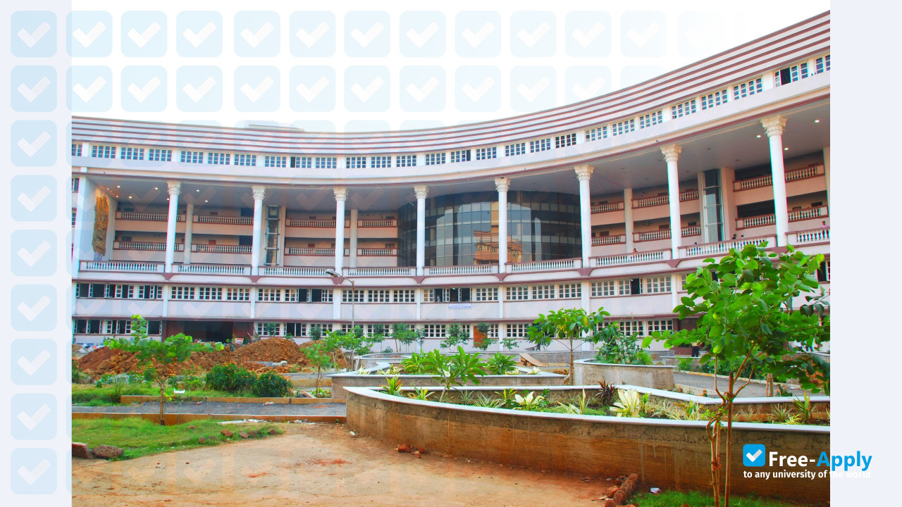 Vivekanand Education Society's Institute of Technology photo #5