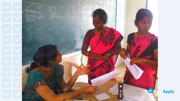 Foto de la R V S Institute of Teacher Training #8