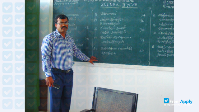 Foto de la R V S Institute of Teacher Training #2