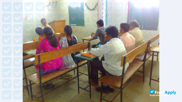 D S R Hindu College of Law Machilipatnam photo #6