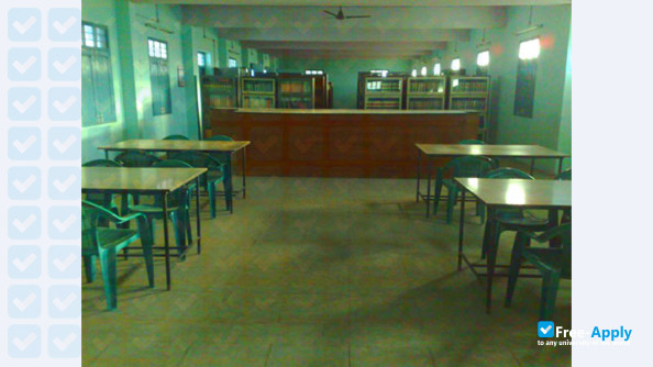 D S R Hindu College of Law Machilipatnam photo #4