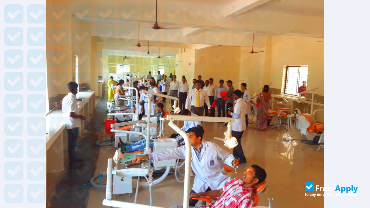 Foto de la Adesh Institute of Medical Sciences & Research #2