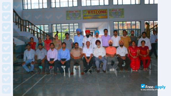 Foto de la Adesh Institute of Medical Sciences & Research #5