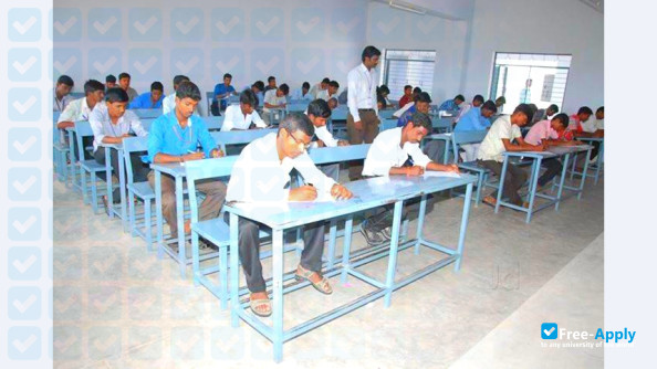 Photo de l’Shanmuga Industries Arts and Science College Tiruvannamalai