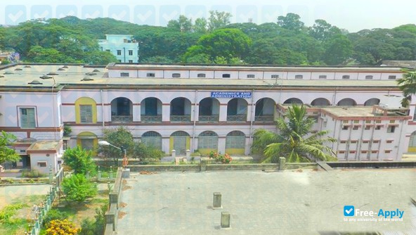 Government College of Engineering & Textile Technology Berhampore фотография №5