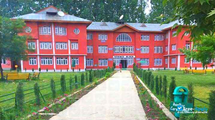 Government Degree College Pulwama фотография №3