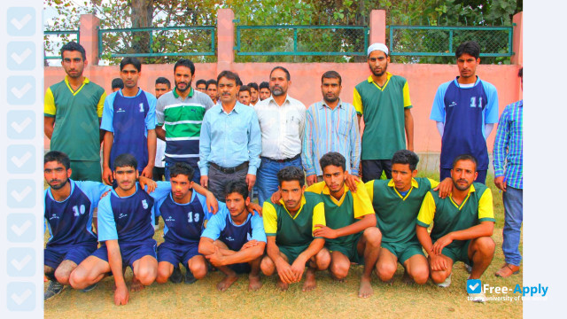 Government Degree College Pulwama фотография №1