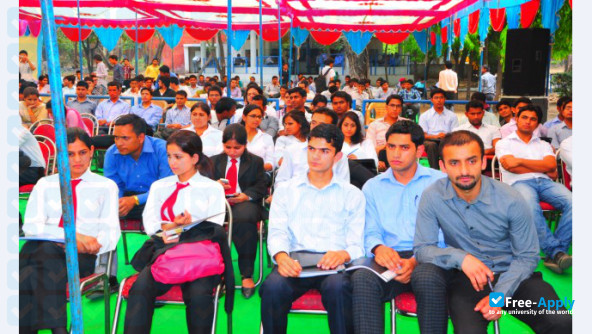 Foto de la IITT College of Engineering Kala Amb #2