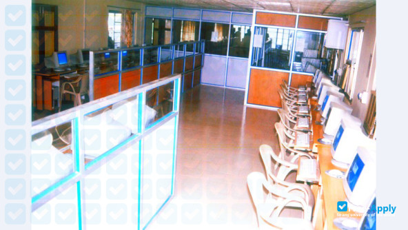 Foto de la Jaya College of Arts & Science #2