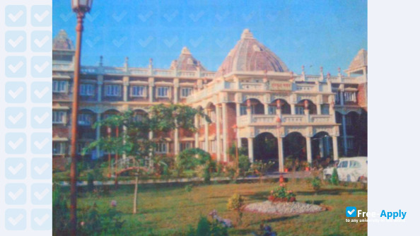 Photo de l’Uttarakhand Sanskrit University #3