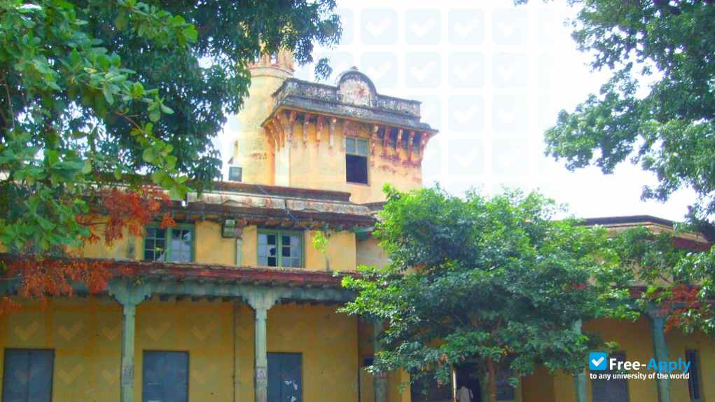Foto de la Government Arts College Kumbakonam #4