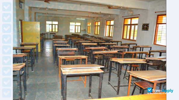 Foto de la Avanthi Educational Society #11