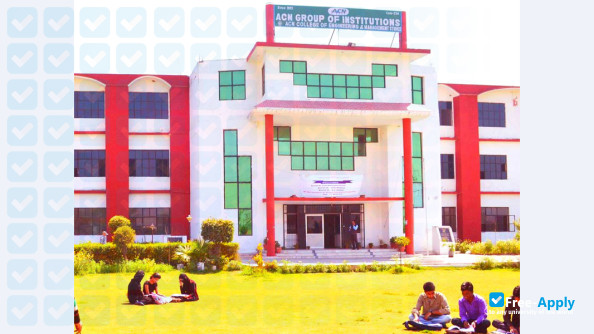 Foto de la ACN College of Engineering and Management Studies #4