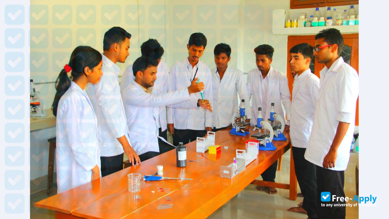 Foto de la Chaiduar College #7