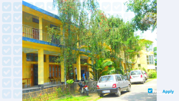 Foto de la Chaiduar College #10