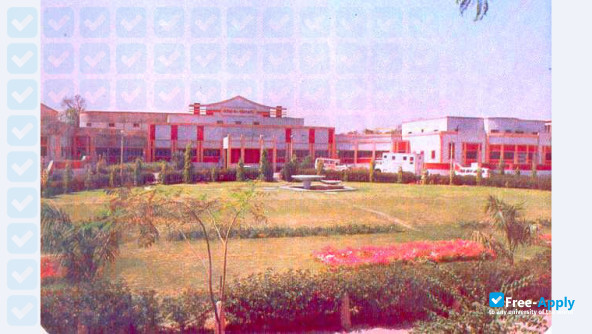 Motilal Nehru Medical College фотография №1