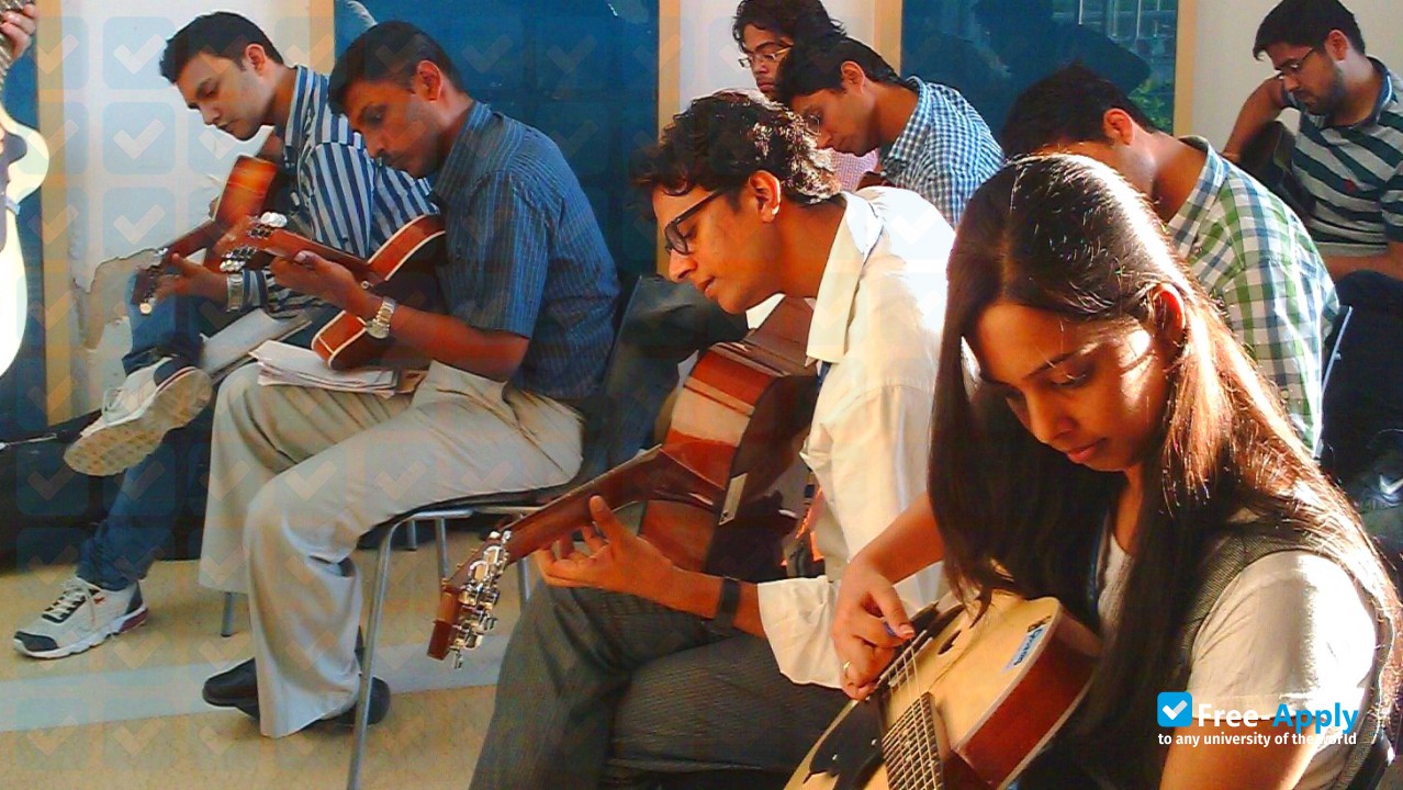 Photo de l’Delhi School of Music #3