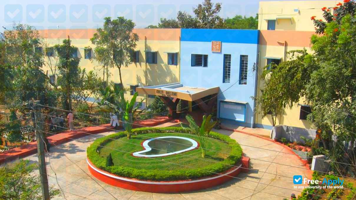 Foto de la Kulti College #2