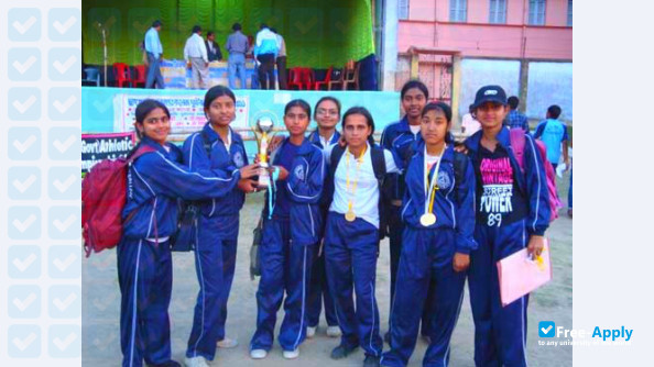 Photo de l’Berhampore Girls' College #3