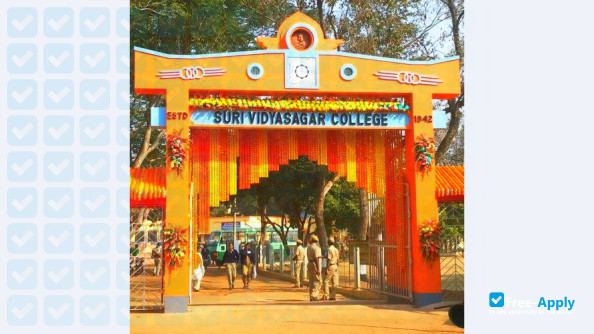 Suri Vidyasagar College photo #4