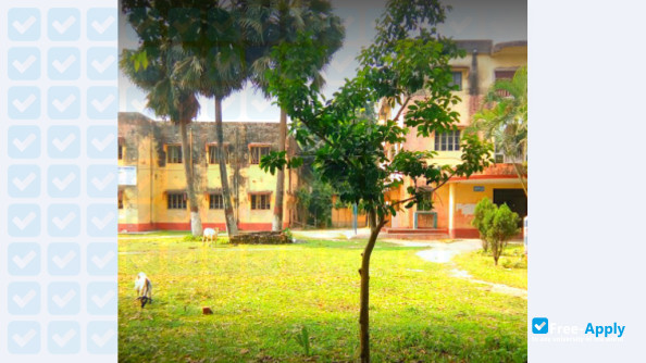 Foto de la Dr Meghnath Saha College #1
